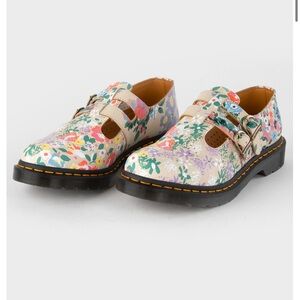 Dr Martens floral Mary Jane’s